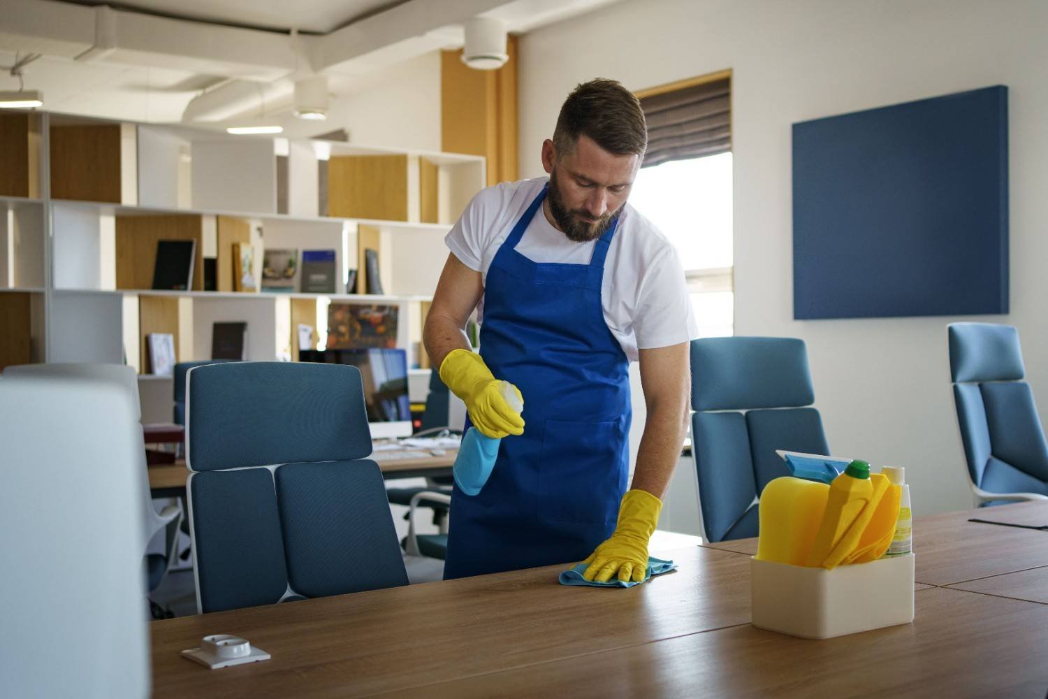 men_cleaning_table